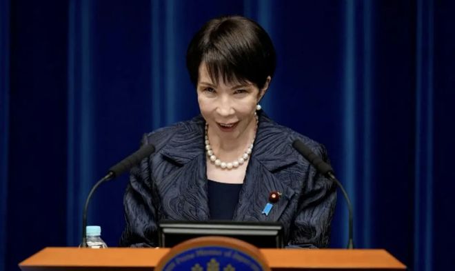 高市看似退却了？但为何又可能面临国际逮捕令？